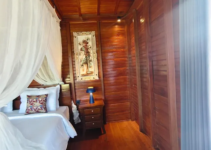Pensión Bukit Luah 4*